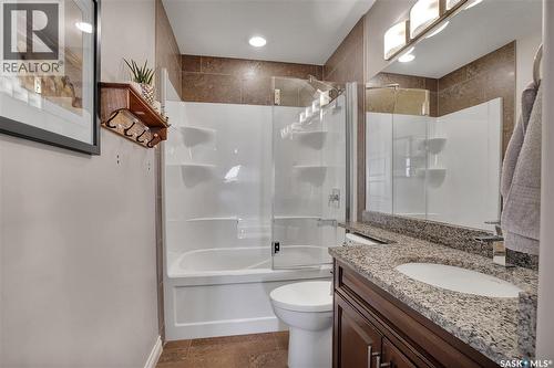 803 Salloum Crescent, Saskatoon, SK - Indoor Photo Showing Bathroom