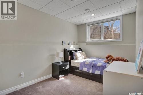 803 Salloum Crescent, Saskatoon, SK - Indoor Photo Showing Bedroom