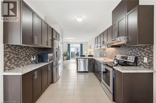 3 Ecker Lane, Binbrook, ON - Indoor Photo Showing Kitchen With Upgraded Kitchen