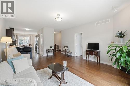 3 Ecker Lane, Binbrook, ON - Indoor Photo Showing Living Room