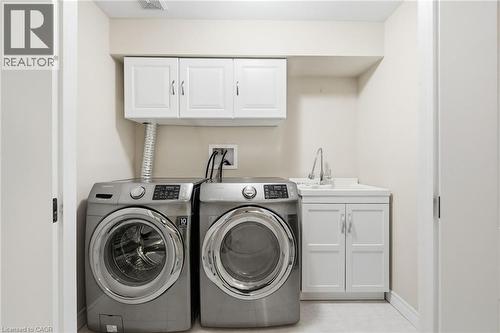 3 Ecker Lane, Binbrook, ON - Indoor Photo Showing Laundry Room