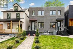 150 RHODES AVENUE Toronto, ON M4L 3A1