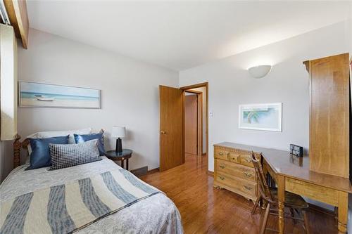 4 Windermere Bay, Winnipeg, MB 