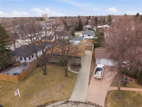 4 Windermere Bay, Winnipeg, MB 
