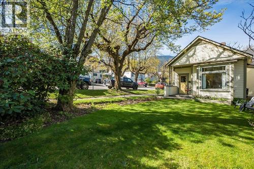 720 Stanley Street  Nelson, BC V1L 1N5