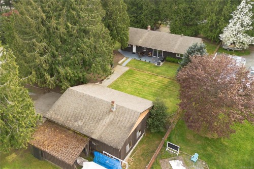 2042 Cedar Rd, Nanaimo, BC 
