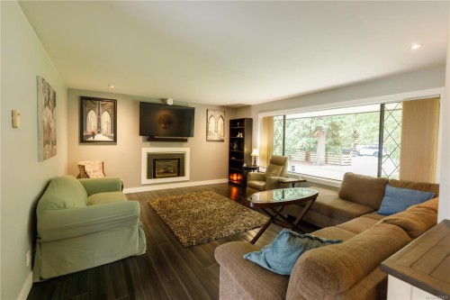2042 Cedar Rd, Nanaimo, BC 