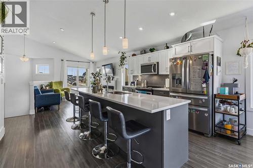 403 Delainey Road, Saskatoon, SK - Indoor Photo Showing Kitchen With Double Sink With Upgraded Kitchen
