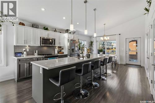 403 Delainey Road, Saskatoon, SK - Indoor Photo Showing Kitchen With Upgraded Kitchen