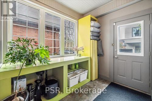 40 Stanley Avenue, Hamilton, ON - Indoor Photo Showing Other Room