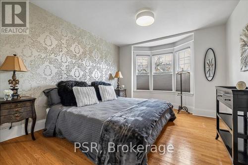 40 Stanley Avenue, Hamilton, ON - Indoor Photo Showing Bedroom