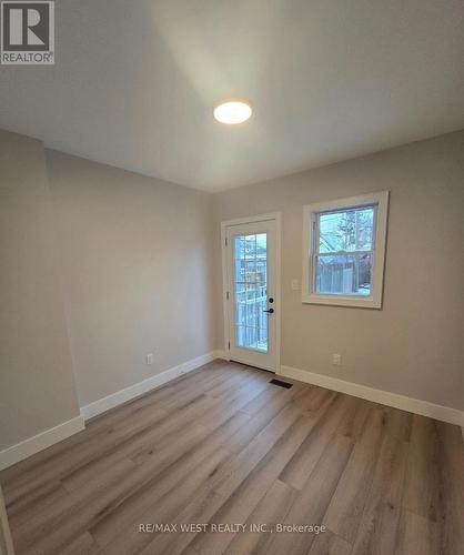 413 Paling Avenue, Hamilton, ON - Indoor Photo Showing Other Room