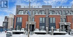 32 - 165 TAPSCOTT ROAD Toronto, ON M1B 0E8