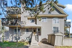 606 TANGUAY COURT  Ottawa, ON K2L 3X3