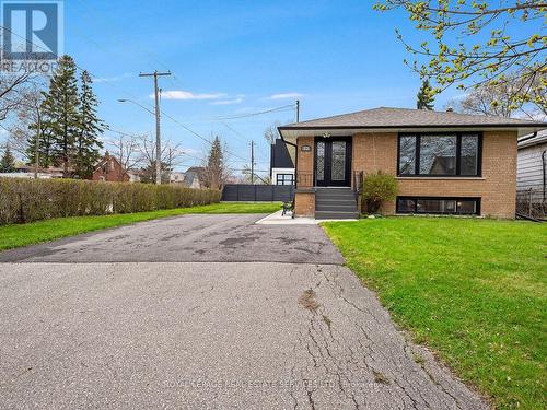 873 Sixth Street, Mississauga, ON - Outdoor