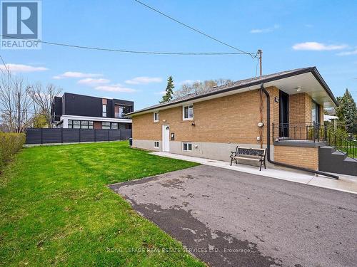 873 Sixth Street, Mississauga, ON - Outdoor