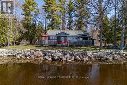 9 MCNEE DRIVE North Algona Wilberforce, ON K0J 1X0
