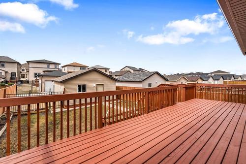 231 Bellflower Road, Winnipeg, MB - Outdoor With Deck Patio Veranda With Exterior