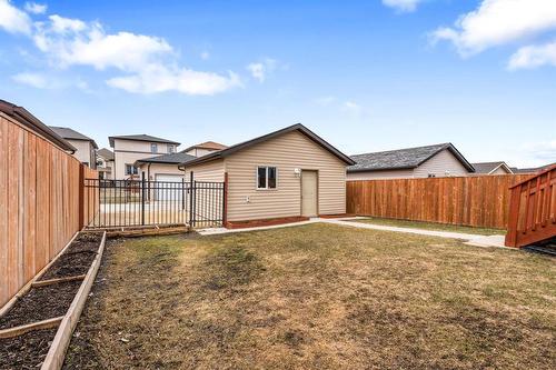 231 Bellflower Road, Winnipeg, MB - Outdoor