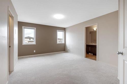 231 Bellflower Road, Winnipeg, MB - Indoor Photo Showing Other Room