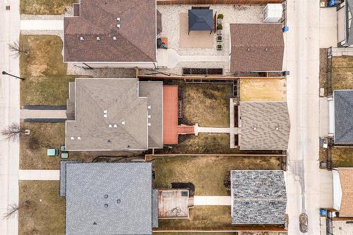 231 Bellflower Road, Winnipeg, MB - Outdoor
