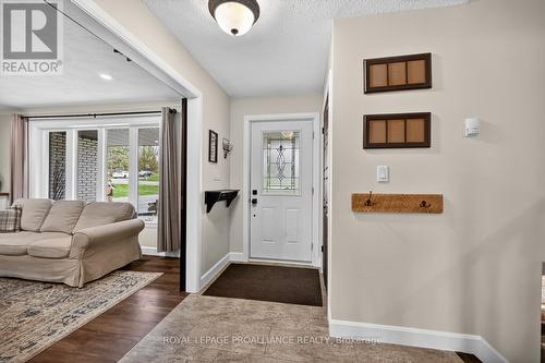 9 Willow Drive, Augusta, ON - Indoor