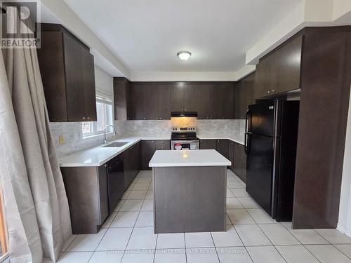 902 Francine Crescent, Mississauga, ON - Indoor Photo Showing Kitchen