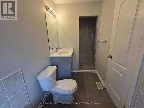 902 Francine Crescent, Mississauga, ON - Indoor Photo Showing Bathroom