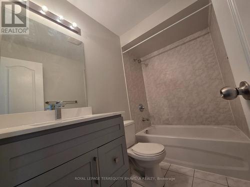 902 Francine Crescent, Mississauga, ON - Indoor Photo Showing Bathroom