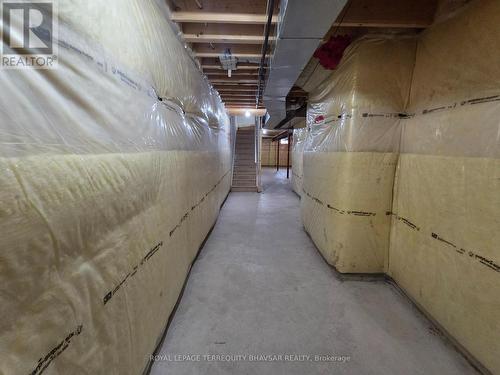902 Francine Crescent, Mississauga, ON - Indoor Photo Showing Basement