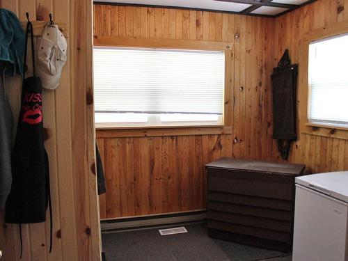 51 Grant Dr, Rainy River, ON - Indoor Photo Showing Other Room