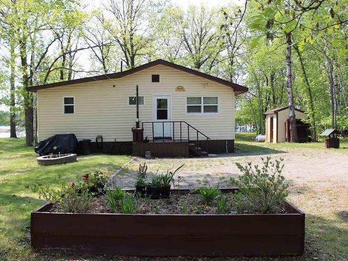 51 Grant Dr, Rainy River, ON - Outdoor With Deck Patio Veranda