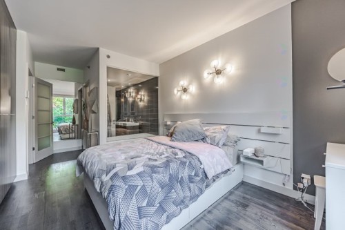 Master Bedroom - 113-905 Av. Plymouth, Mont-Royal, QC - Indoor Photo Showing Bedroom