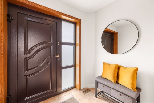 Hall d'entrée/Vestibule - 860 Ch. De La Baie, Rigaud, QC - Indoor Photo Showing Other Room