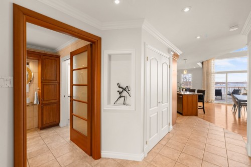 Hall d'entrée/Vestibule - 860 Ch. De La Baie, Rigaud, QC - Indoor Photo Showing Other Room