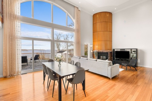 Salon - 860 Ch. De La Baie, Rigaud, QC - Indoor Photo Showing Living Room With Fireplace