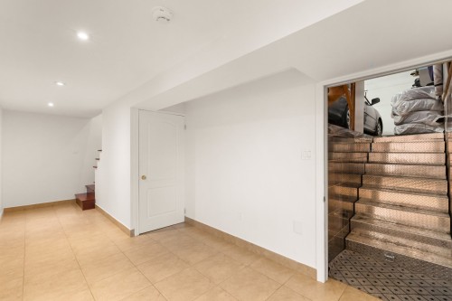 Hall d'entrée/Vestibule - 860 Ch. De La Baie, Rigaud, QC - Indoor Photo Showing Other Room