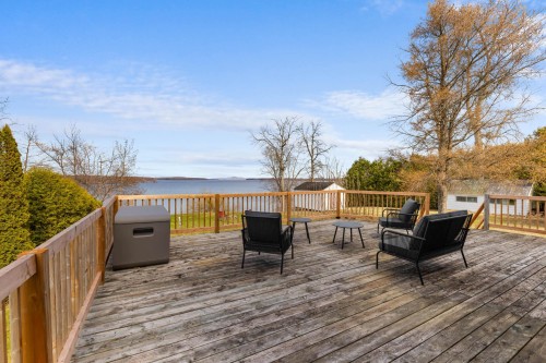 Jardin - 860 Ch. De La Baie, Rigaud, QC - Outdoor With Deck Patio Veranda With Exterior