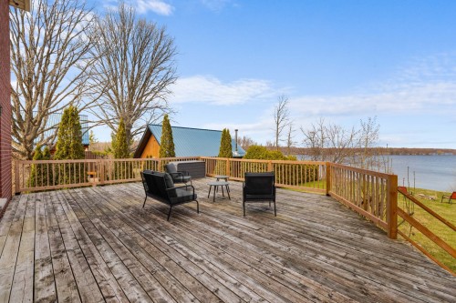 Jardin - 860 Ch. De La Baie, Rigaud, QC - Outdoor With Deck Patio Veranda With Exterior