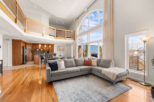 Salon - 860 Ch. De La Baie, Rigaud, QC - Indoor Photo Showing Living Room