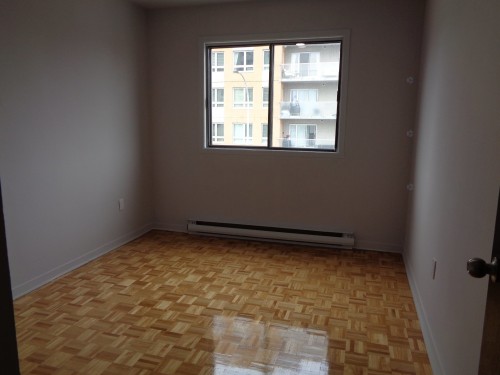 Bedroom - 7274 Rue D'Abancourt, Montréal (Saint-Léonard), QC - Indoor Photo Showing Other Room