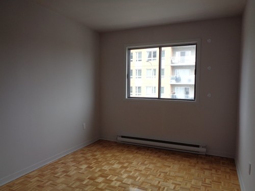 Bedroom - 7274 Rue D'Abancourt, Montréal (Saint-Léonard), QC - Indoor Photo Showing Other Room