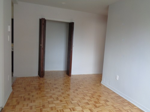 Living Room - 7274 Rue D'Abancourt, Montréal (Saint-Léonard), QC - Indoor Photo Showing Other Room