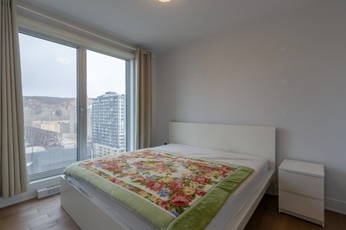 Chambre à coucher principale - 1601-2320 Rue Tupper, Montréal (Ville-Marie), QC - Indoor Photo Showing Bedroom