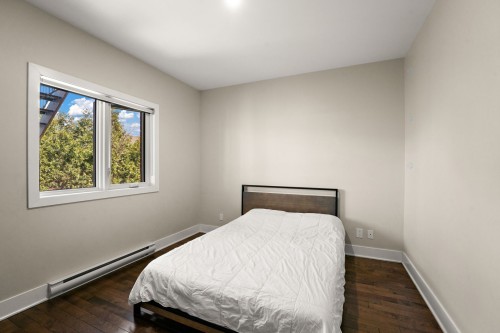 Bedroom - 995 Rue Tait, Montréal (Saint-Laurent), QC - Indoor Photo Showing Bedroom