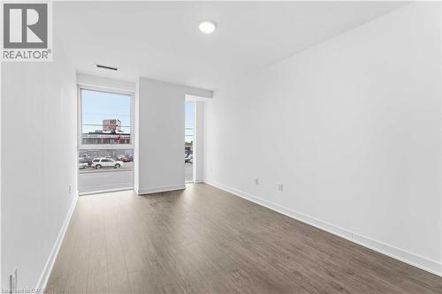 2782 Barton Street E Unit# 108, Hamilton, ON - Indoor Photo Showing Other Room