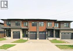 897 ROBERT FERRIE Drive Kitchener, ON N2R 0P2