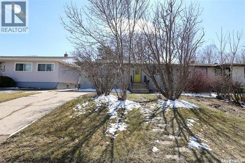 617 Mullin Avenue E, Regina, SK - Outdoor