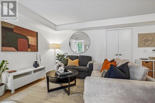 Living Room - 1012 - 100 Western Battery Road, Toronto, ON - Indoor Photo Showing Living Room