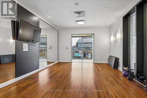 Yoga/Stretch Room - 1012 - 100 Western Battery Road, Toronto, ON - Indoor